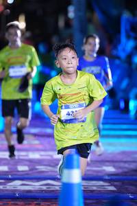 BIB: 437
                            <button type="button" onclick="openModal(26227940)" class="btn btn-primary btn-sm float-right btn-popup" data-toggle="modal" data-target=".modal-high-quality">
                        <i class="fas fa-shopping-cart"></i> Add to Cart
                    </button>
                                            <button type="button" onclick="isThisMe(26227940, true)" class="btn btn-success btn-sm float-right btn-popup btn-isme hidden" data-toggle="tooltip" data-placement="bottom" title="นี่คือรูปของคุณใช่ไหม คลิกที่นี่เพื่อเอาเข้าอัลบั้ม">
                        <i class="fas fa-plus"></i> Add to album
                    </button>
                    <button type="button" onclick="isThisMe(26227940, false)" class="btn btn-warning btn-sm float-right btn-popup btn-isnotme hidden">
                        <i class="fas fa-ban"></i> Remove from album
                    </button>